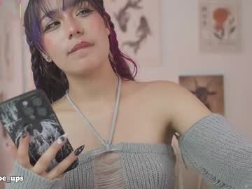 chloe evans12